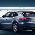 2018-porsche-cayenne-leaked-official-image-4