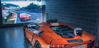 Aventador’u Dünya’nın en pahalı yarış simülatörüne çevirdiler