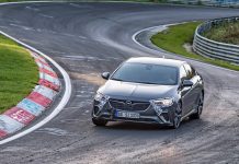 Insignia GSi’dan şaşırtıcı performans