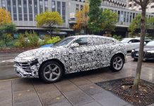 Lamborghini Urus pistlerden şehre inmiş