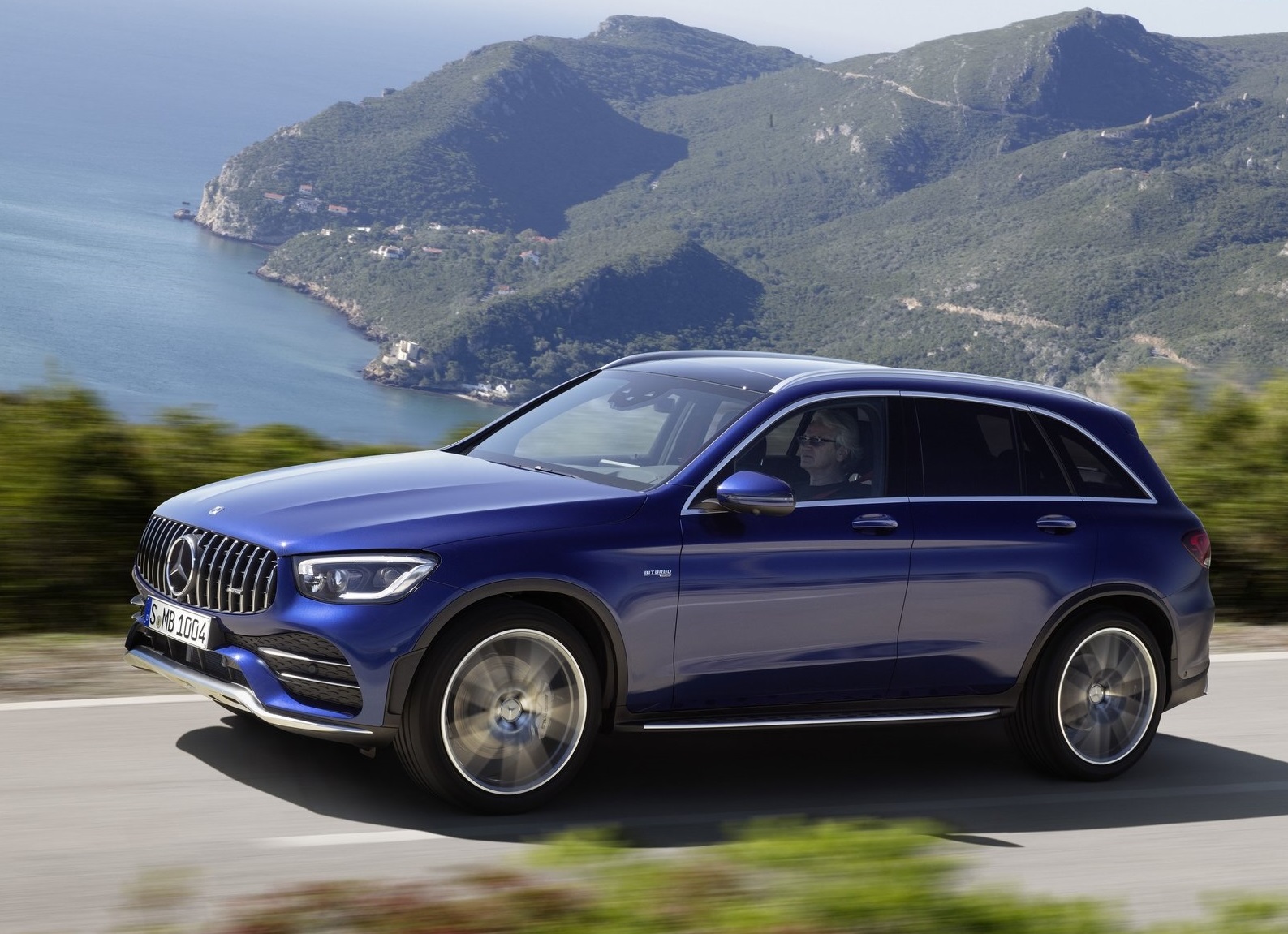 Yeni Mercedes GLC43 AMG gün yüzüne çıktı!