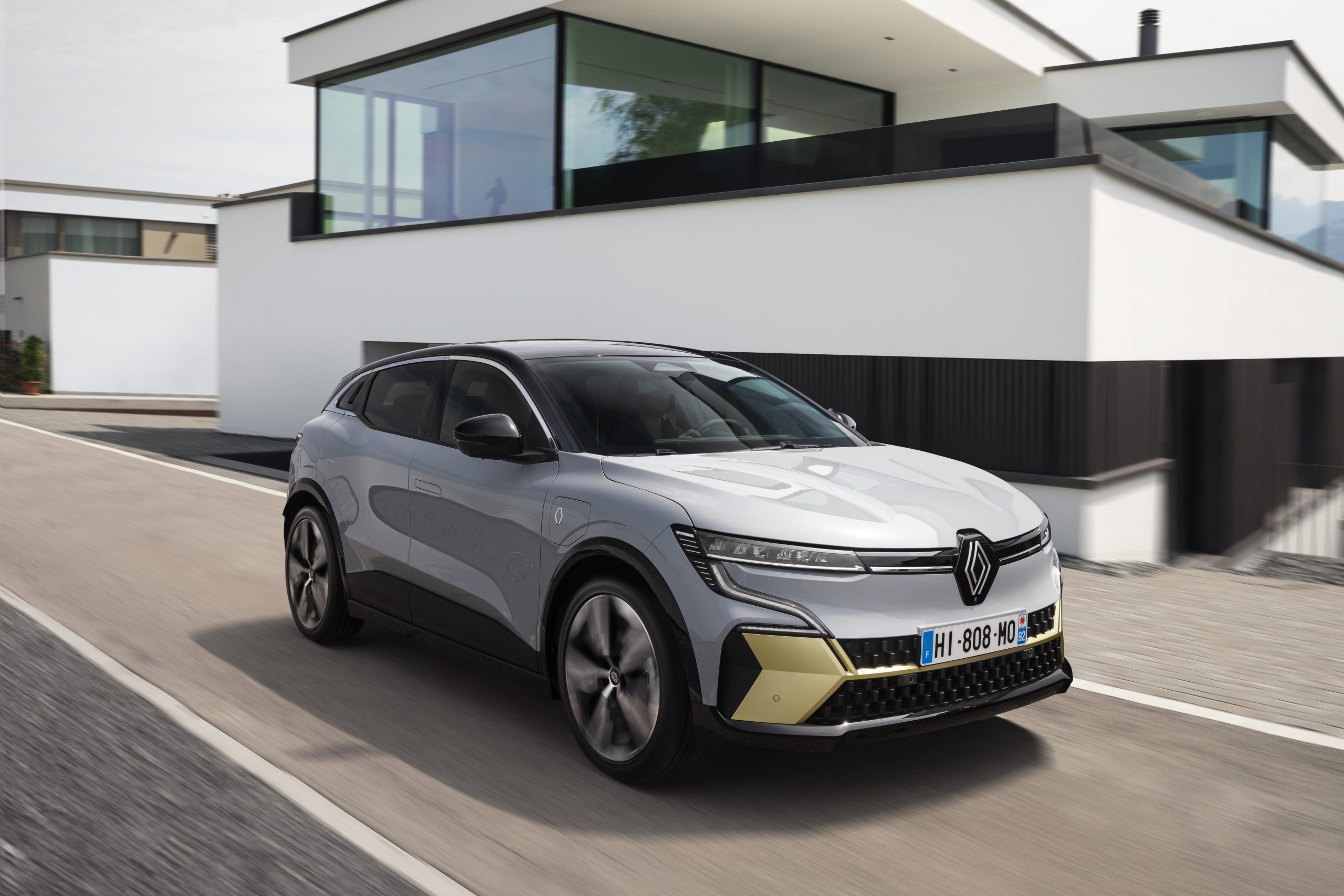2021 – New Renault Mgane E-TECH Electric – Urban